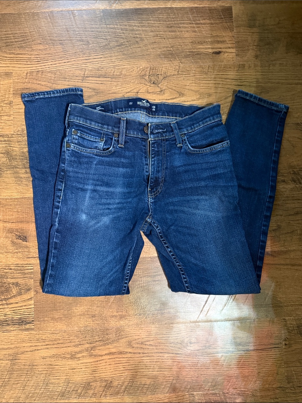 Hollister Men's Navy Blue Slim Jeans with Contrast Stitching